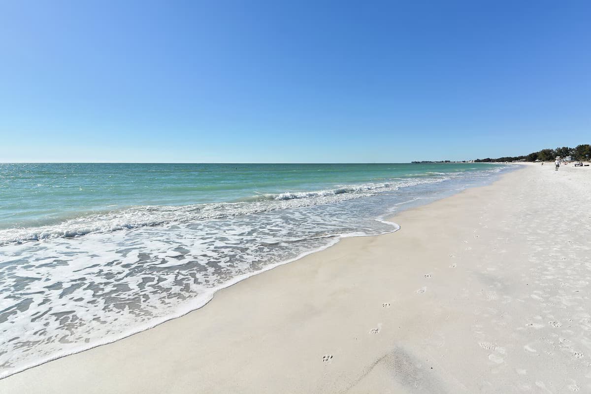 Vacation Rental near AMI North End — Bay to Beach House on Anna Maria Island